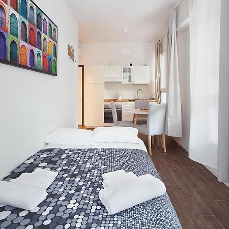 Molina Apartments By Wonderful Italy Bologna Bagian luar foto