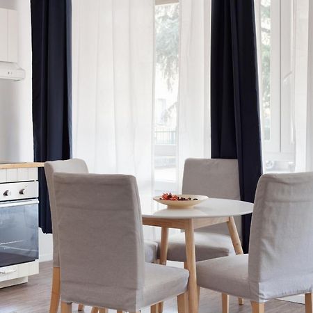Molina Apartments By Wonderful Italy Bologna Bagian luar foto