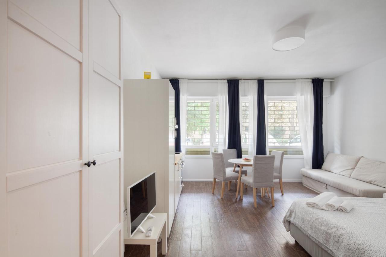 Molina Apartments By Wonderful Italy Bologna Bagian luar foto